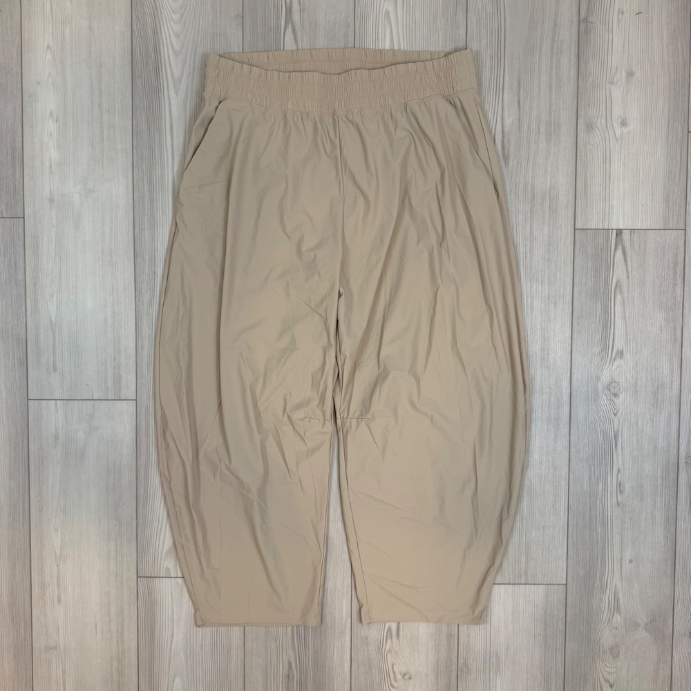 Old Navy SleekTech Go-Dry Barrel Pants Tan Beige XL Activewear Tapered Leg